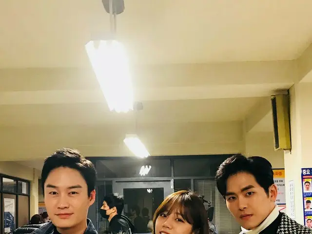 【I公式】INFINITE 出身 イ・ホウォン(ホヤ)、トッコさようなら 4 / 10P