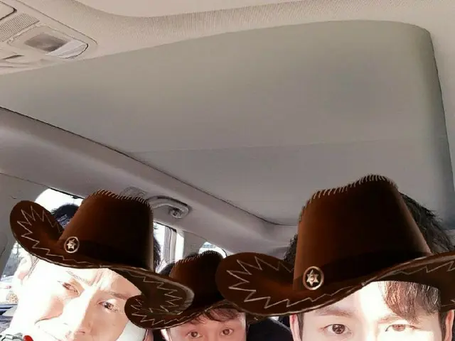 【I公式】INFINITE 出身 イ・ホウォン(ホヤ)、トッコさようなら 8 / 10P