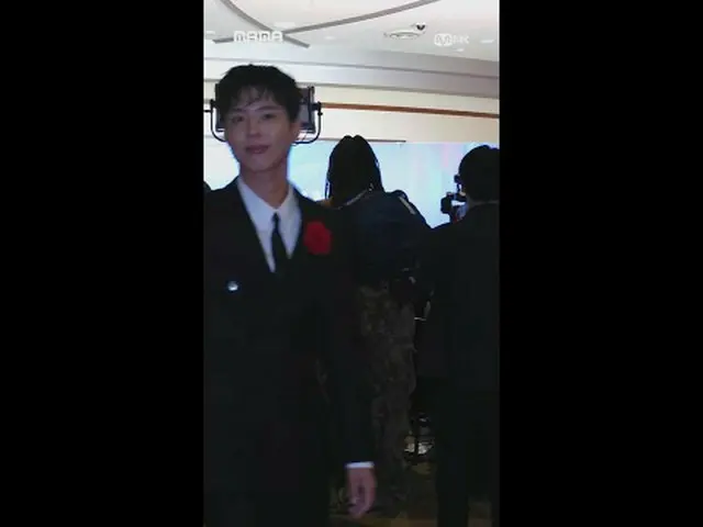 テレビでストリーミング: [#2024MAMA] Say hello👋 to #parkbogum #パク・ボゴム_  #MAMAAWARDS #2024MA