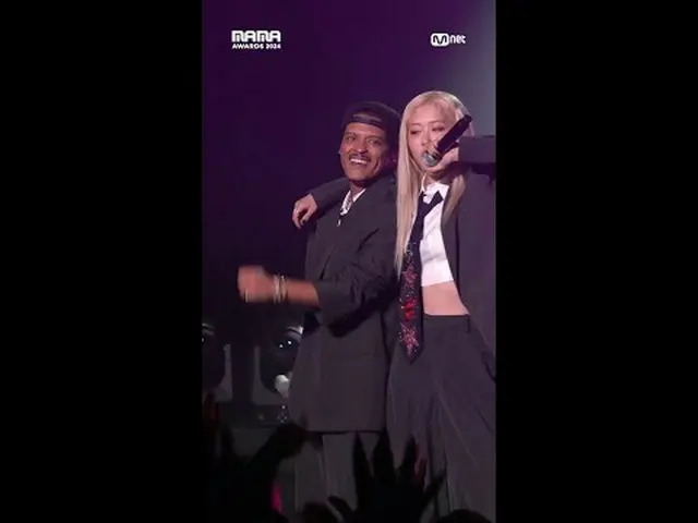 テレビでストリーミング: [#2024MAMA] #APT by #ROSÉ #ロゼ #BrunoMars #MAMAAWARDS #2024MAMAAWARD