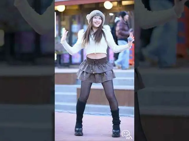ILY：1_ _  #RIRIKA #リリカ #直カム #Fancam #4K 241224弘大KRIS(元EXO_ _ )_ マスイブバスキング