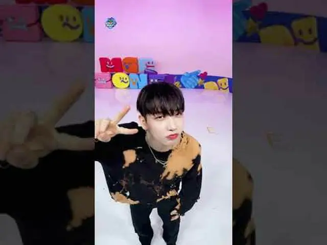▶Mnet YouTubeを購読する： Like Facebook and Twitter for more k-pop news