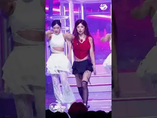 ITZY_ _ 初ソロランナー「イェジ」デビューステージMore from #M2? ：D Facebook： X： Instagram： TikTok:
