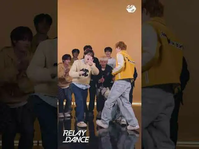 TREASURE_ _ が置いてビジュアル自慢するパーツリレーダンスMore from #M2? ：D Facebook： X： Instagram： TikT