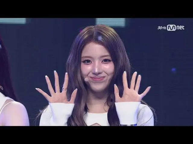 テレビでストリーミング: M COUNTDOWN｜Ep.881 NMIXX_  - ノーアバウトミ (NMIXX_ _  - KNOW_  ABOUT ME) 