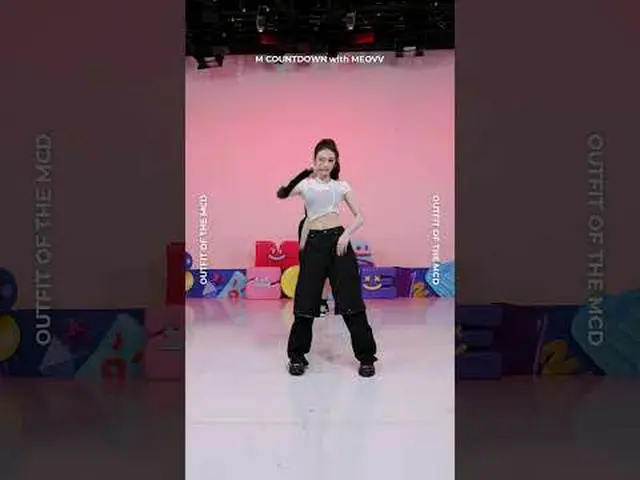 ▶Mnet YouTubeを購読する： Like Facebook and Twitter for more k-pop news