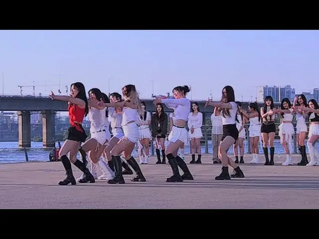 ** 4X4 CREW ジヒ - Hello Stranger ** 4X4 CREWインスタグラム** 4X4 CREW YouTubeチャンネル** 4X4