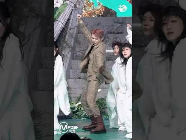 スーツ着で舞台飛び回るカンダニエル(元Wanna One_ )_  More from #M2? ：D Facebook： X： Instagram： TikT