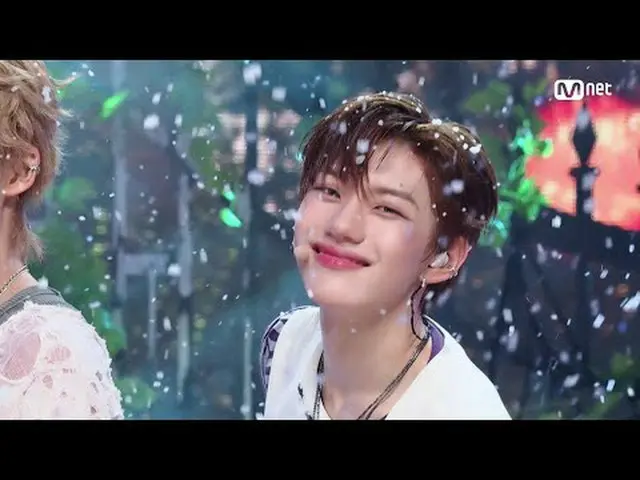 テレビでストリーミング: M COUNTDOWN｜Ep.896クローズアップアイズIZ(アイズ)_  - スノーイサマー (CLOSE YOUR EYES_ _