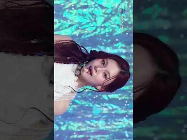 ▶Mnet YouTubeを購読する： Like Facebook and Twitter for more k-pop news