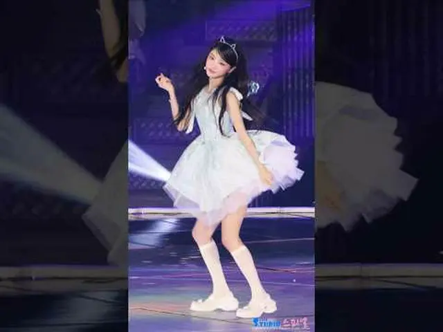 250727 歌謡大祭典 夏 illit MOKA ファンカム by 스피넬 * 編集しないでください