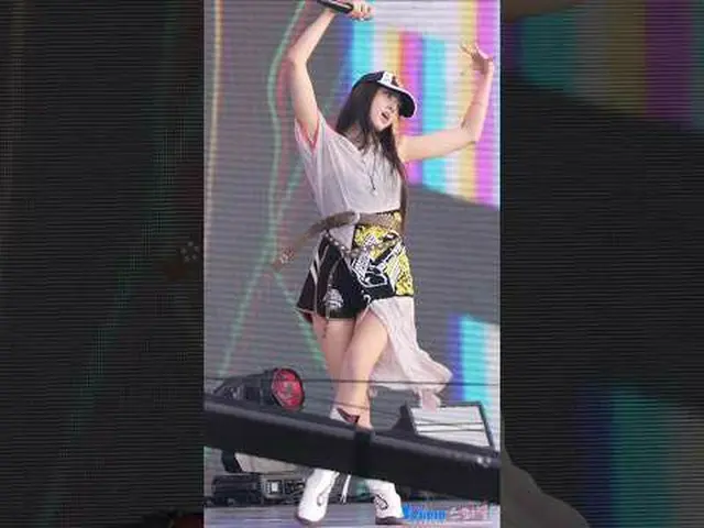 250807 MEOVV_ _  ANNA ファンカム by 스피널 * 編集しないでください