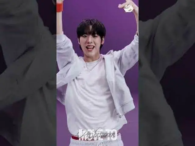 24人組ボーイズグループ「idntt」初のユニットパフォーマンスMOVE TO PERFORMANCE | idntt 'BOYtude' More from 