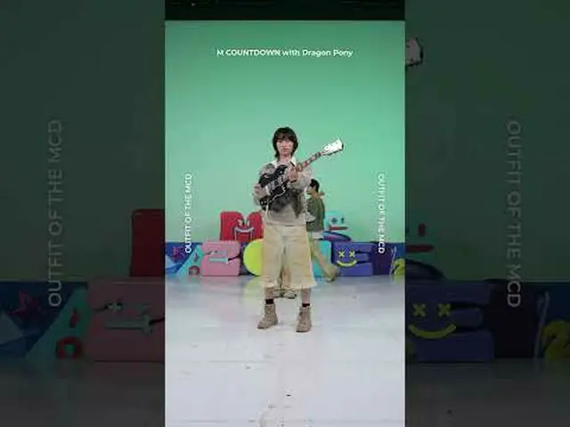 ▶Mnet YouTubeを購読する： Like Facebook and Twitter for more k-pop news