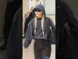 250825 BLACKPINK_ _  ROSÉ 空港到着ファンカム by 스피넬
 * 編集しないでください。再アップロードしないでください。
