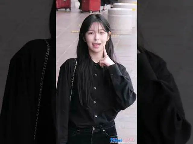 250922 fromis_9_ ̈_ ̈ ライオンによる空港出発ファンカム* 編集しないでください