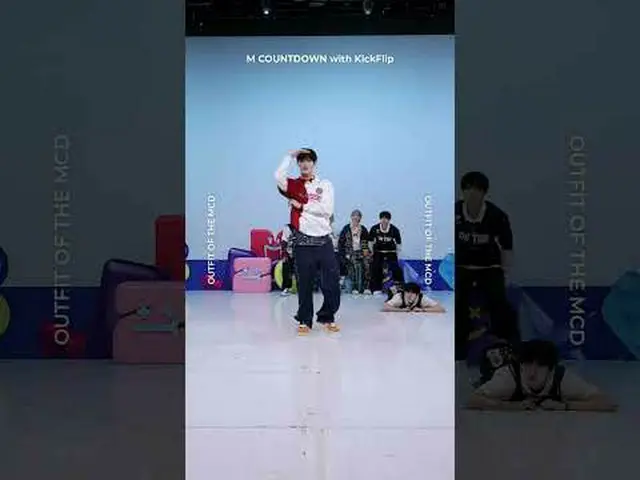 ▶Mnet YouTubeを購読する： Like Facebook and Twitter for more k-pop news