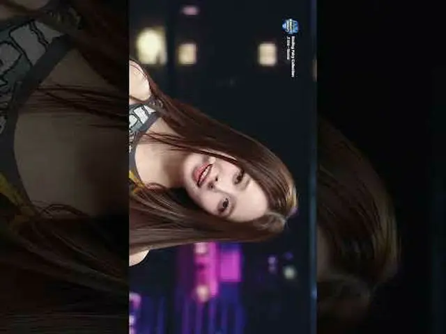 ▶Mnet YouTubeを購読する： Like Facebook and Twitter for more k-pop news