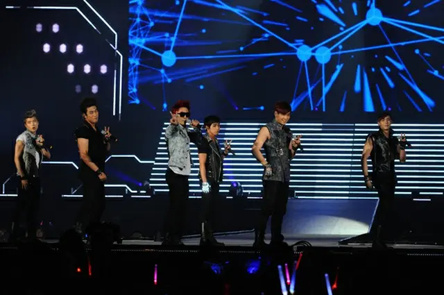 2PM(C)KBS Music Bank Committee