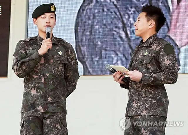 「現役兵入営文化祭」に出席した兵務広報大使のRain(ピ)