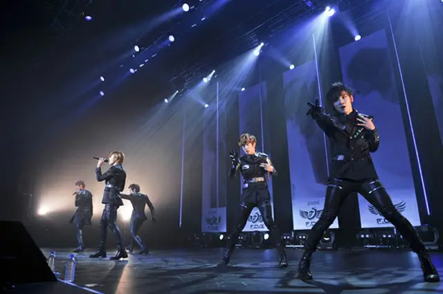 F.CUZ（オフィシャル写真）
