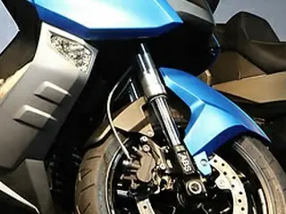 BMWモトラッドのイベントに出席したキム・ミンジュン