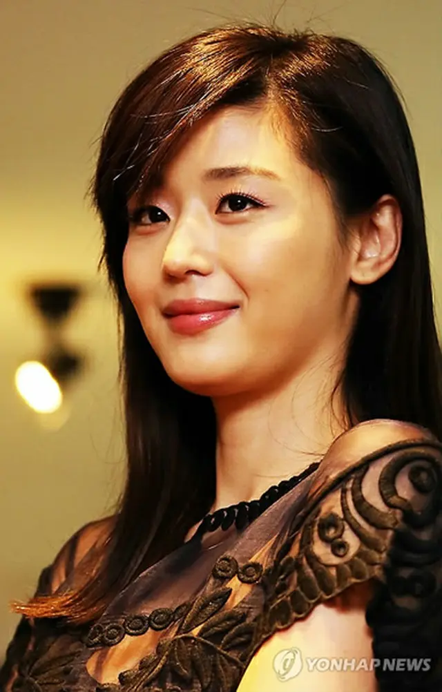 女優チョン・ジヒョン