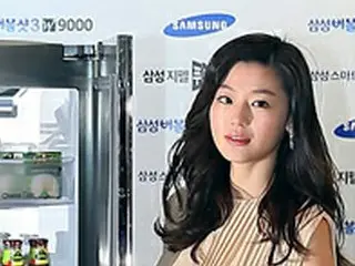 「2013年生活家電メディアデイ」に出席した女優チョン・ジヒョン