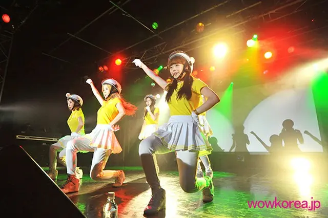 「CRAYON POP」