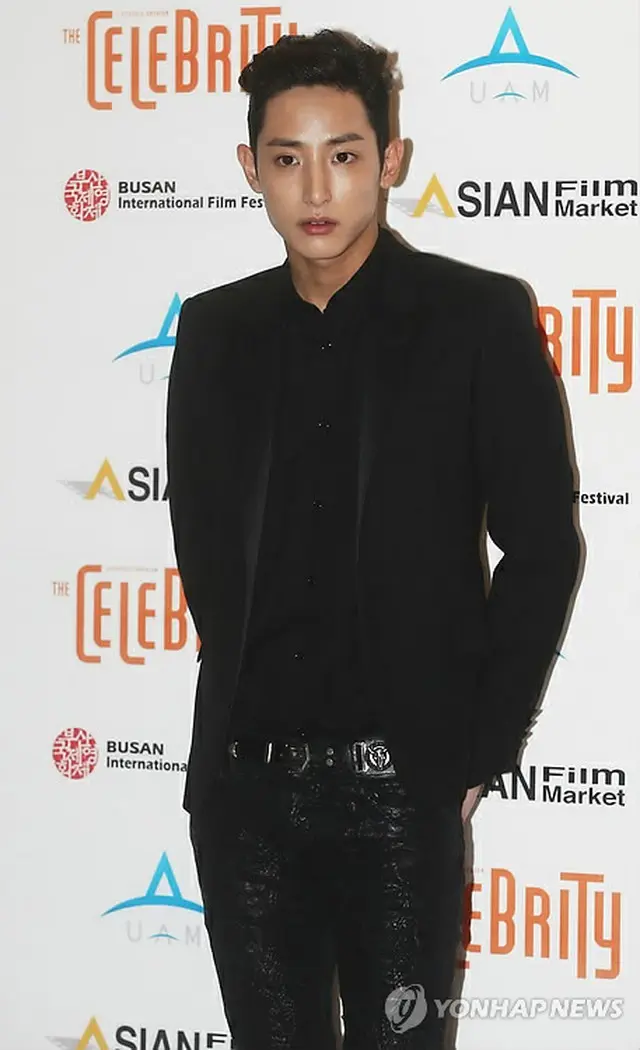 俳優イ・スヒョク