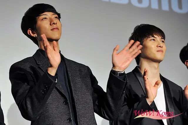 ドキュメンタリー映画「The Story of CNBLUE/NEVER STOP」舞台あいさつ