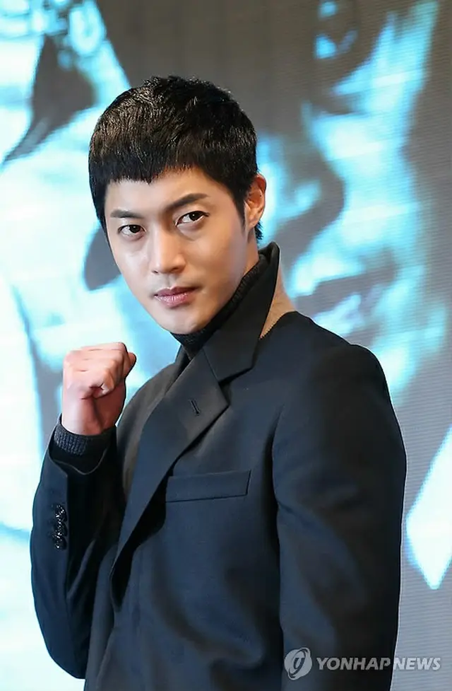 俳優キム・ヒョンジュン