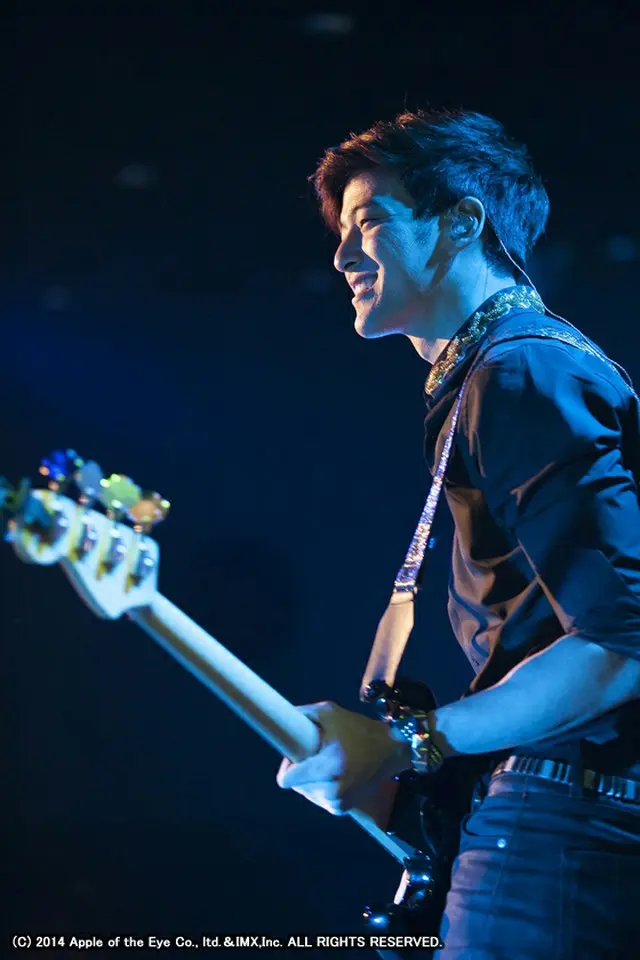 「Royal Pirates」JAMES