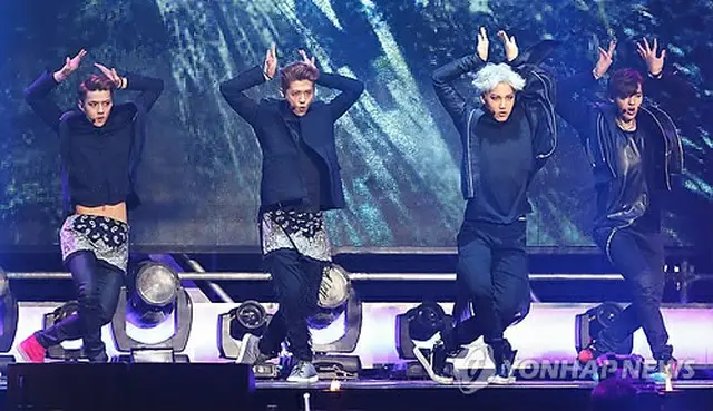 ミニアルバム「中毒(Overdose)」ショーケースを開催した「EXO」