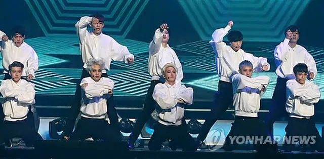ミニアルバム「中毒(Overdose)」ショーケースを開催した「EXO」