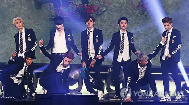 ミニアルバム「中毒(Overdose)」ショーケースを開催した「EXO」