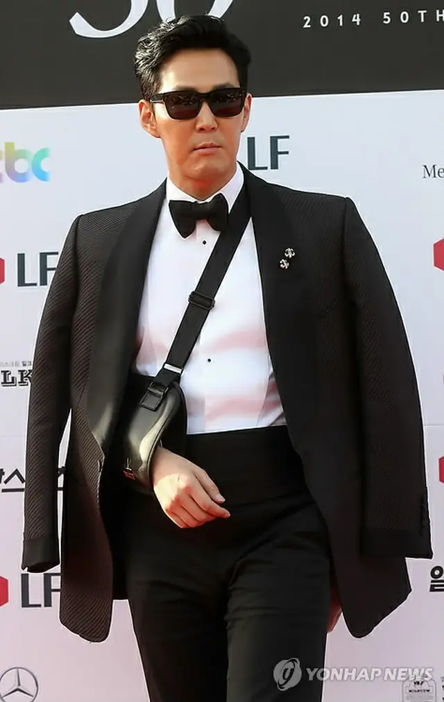 俳優イ・ジョンジェ