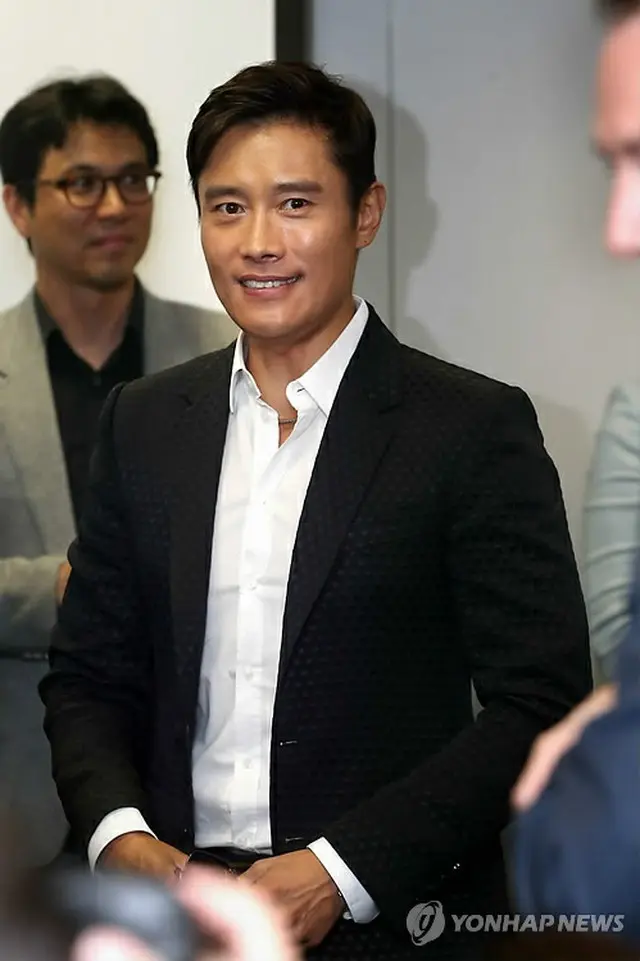 俳優イ・ビョンホン