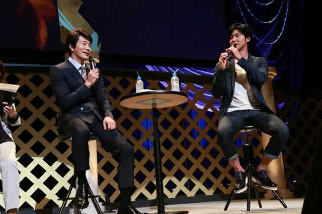 左からクォン・サンウ、「東方神起」ユンホ