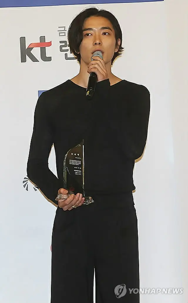 俳優キム・ジェウク