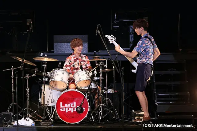 「Ledapple」左からヒョソク、グァンヨン