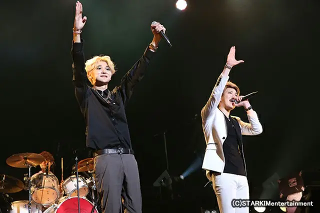 「Ledapple」左からギュミン、ハンビョル