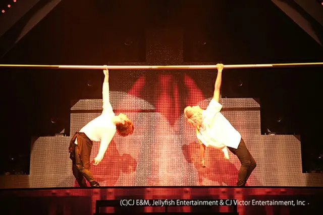 「VIXX」エン、ホンビン