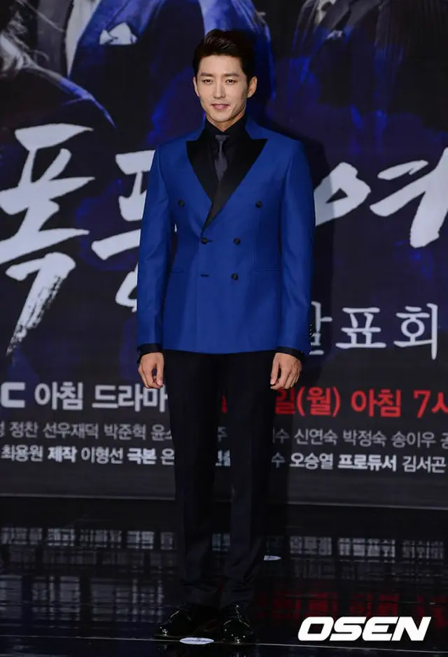 俳優ヒョン・ウソン