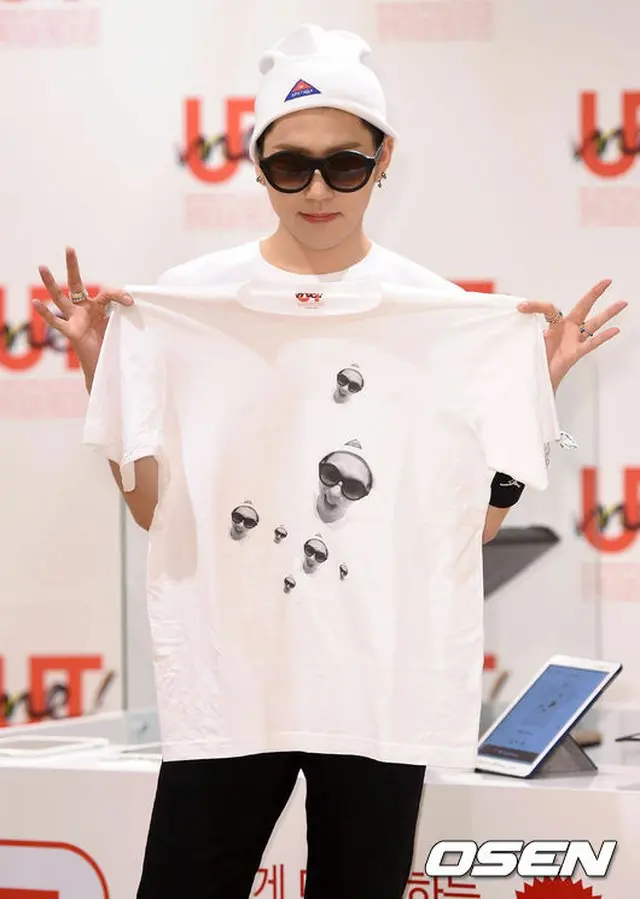 UNIQLO「UTme!」サービス初公開記念行事に出席した「Block B」ジコ