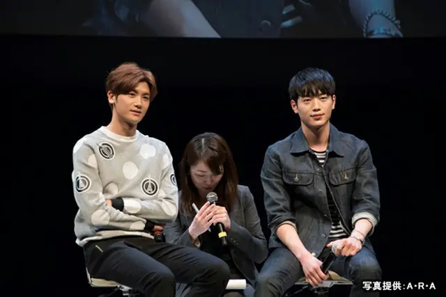 左からヒョンシク(ZE:A) 、ソ・ガンジュン(5urprise)