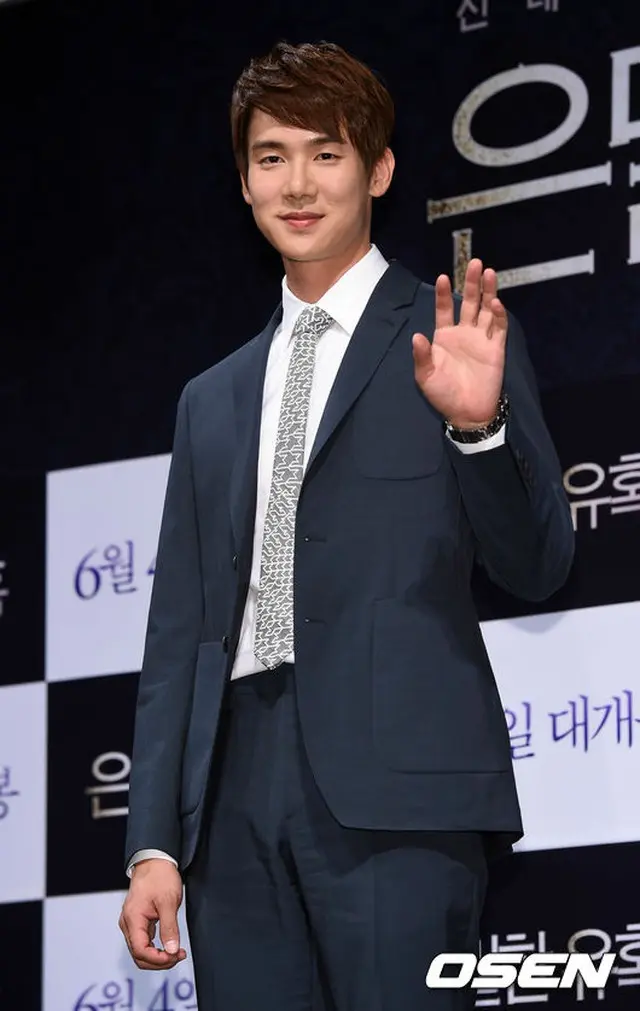 俳優ユ・ヨンソク
