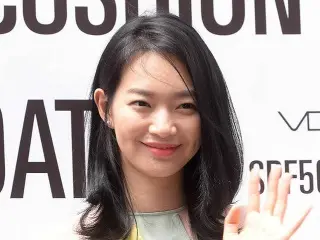 VDLフォトウォールイベントに出席した女優シン・ミナ
