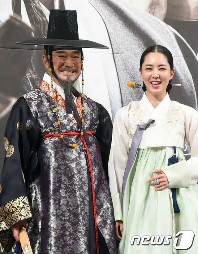 俳優イ・ドクファとハン・チェア