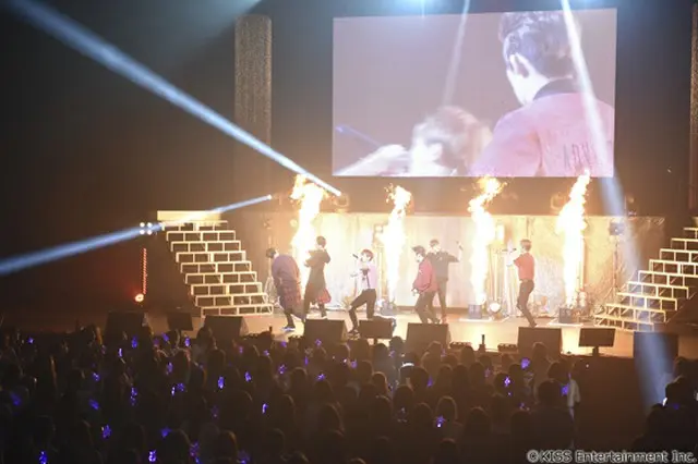 「TEENTOP」